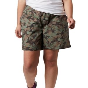COLUMBIA Camo Shorts Sz 2X